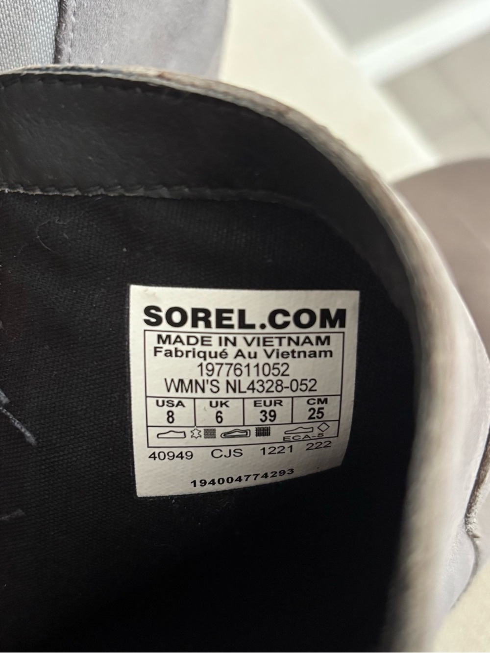 SOREL WATERPROOF Women's Grey Ankle Boots - Size 8 - Picture 10 of 11